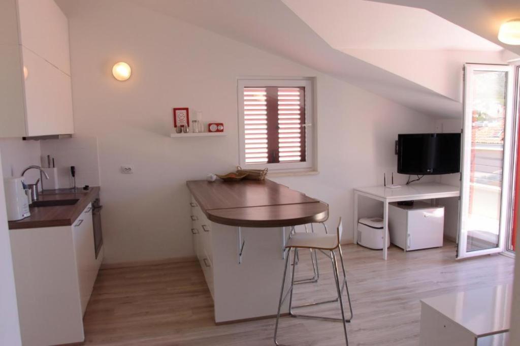 Apartment Anda Promajna